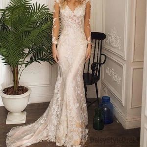 Mermaid style lace wedding dress